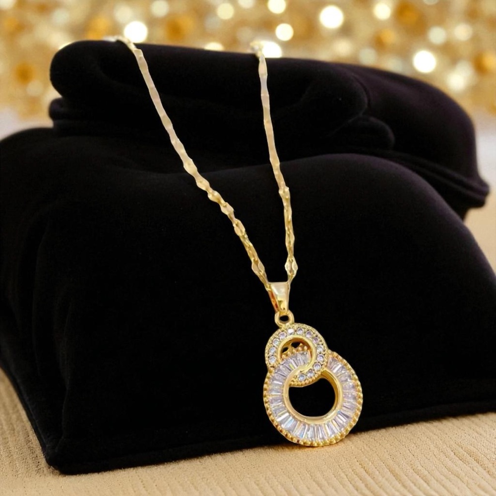 Elegant Gold Zirconia Circle Pendant Necklace